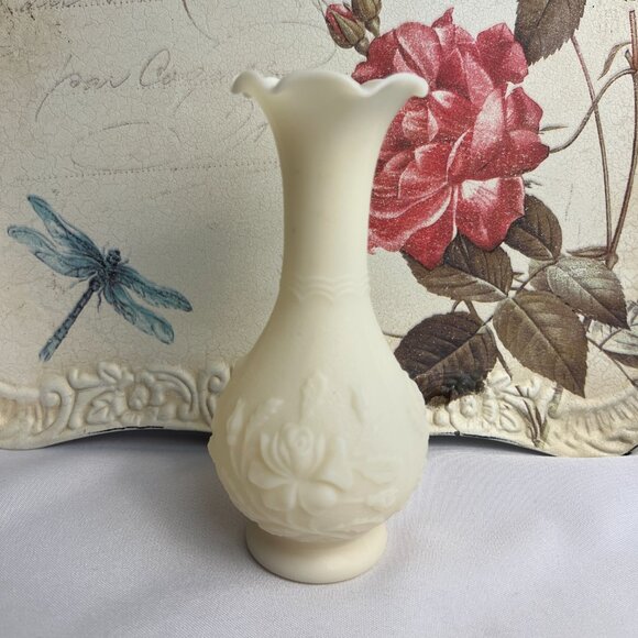 Imperial Satin Glass Vase Vintage Embossed Floral Design Ruffled Rim 9” - Picture 9 of 10